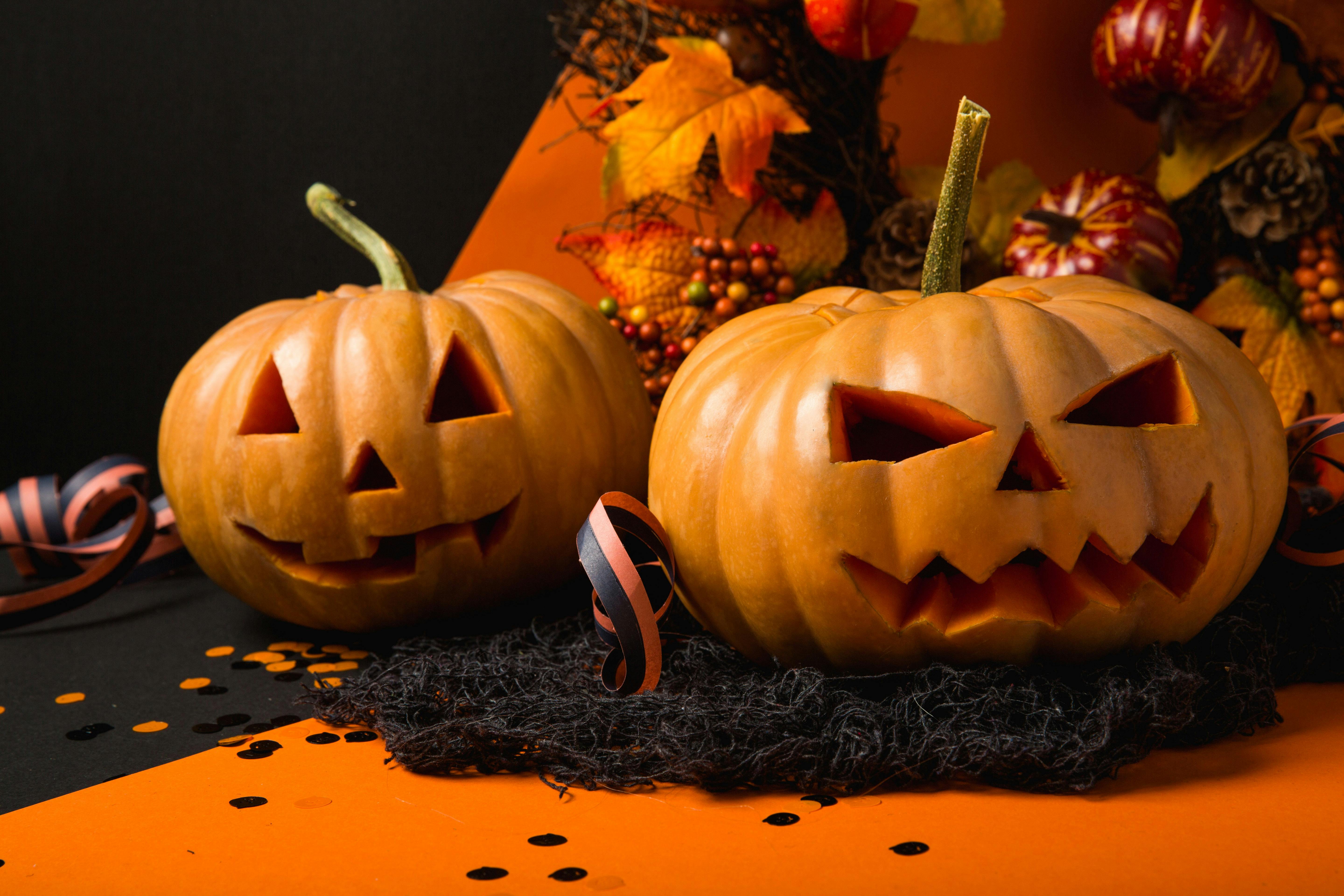 Seasonal pumpkins and produce